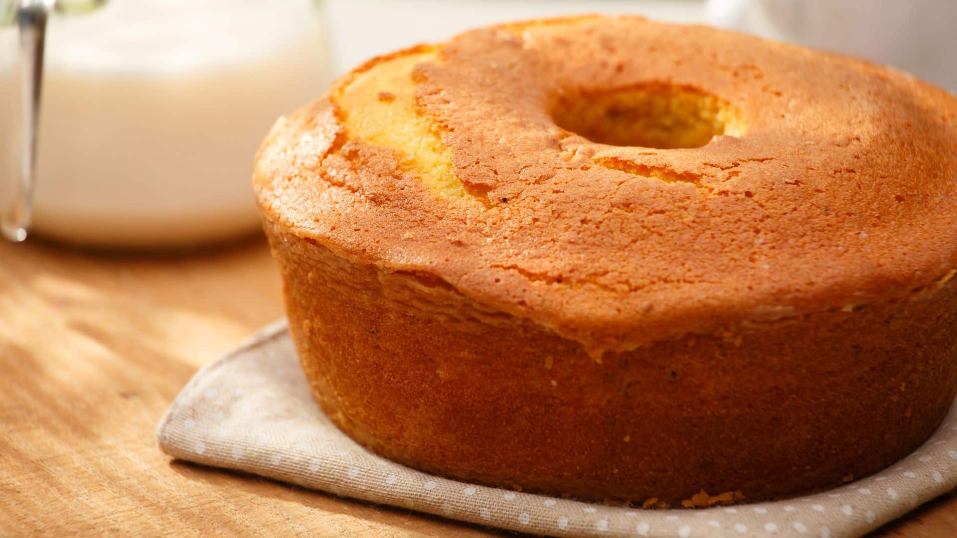 Bolo de fubá com erva doce fofinho e simples