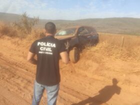 Caminhonete Hilux furtada em Cuiabá é localizada na fronteira de Mato Grosso