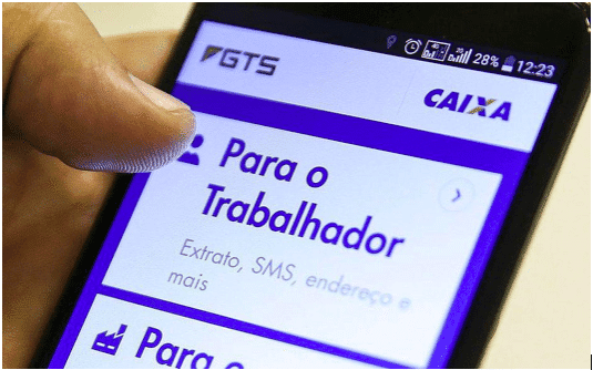 O Saque-Aniversário vai conceder ao trabalhador, a partir de 2020, a possibilidade de sacar, todo ano, um percentual de seu saldo.