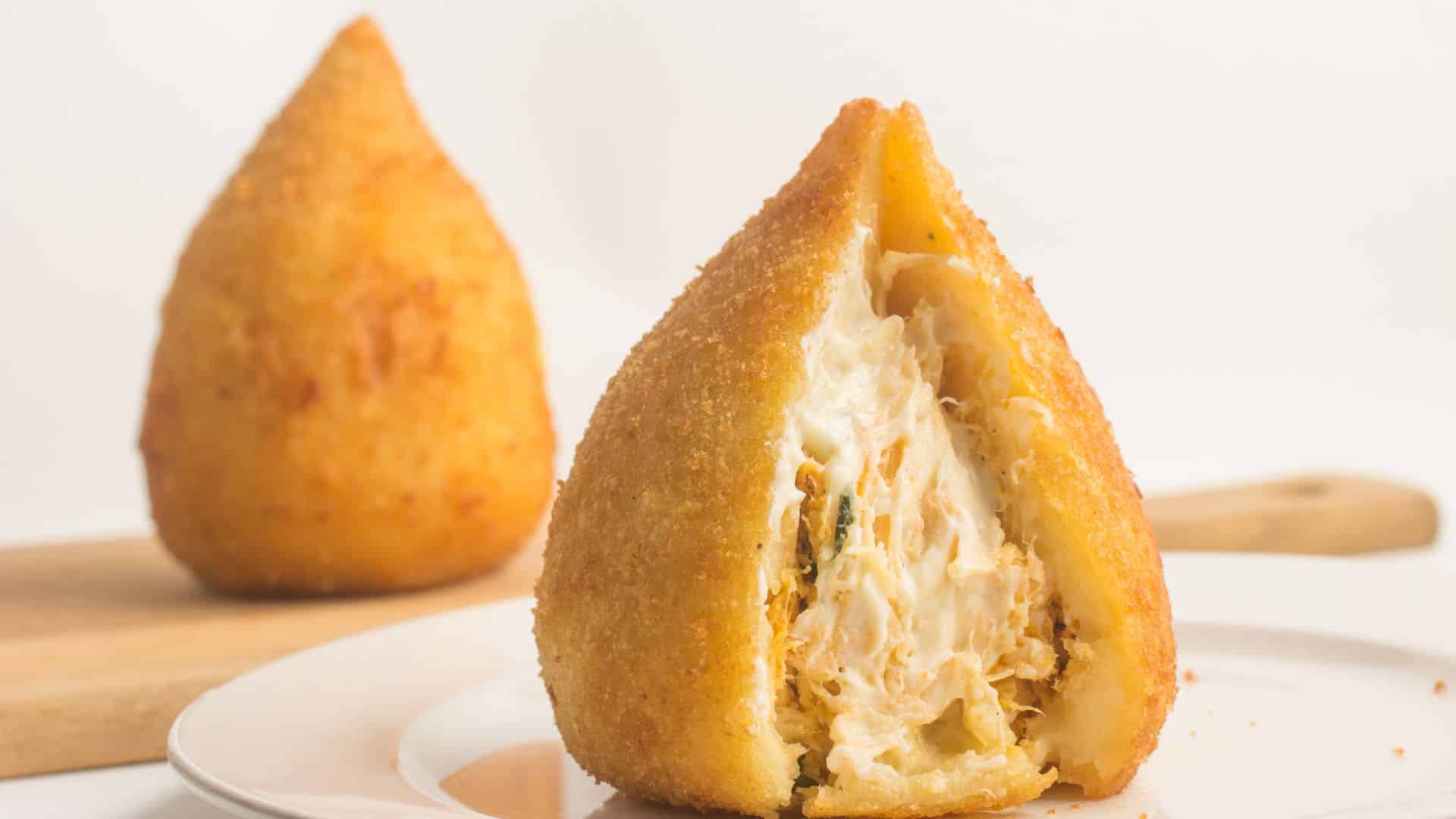 Como fazer coxinha de mandioca