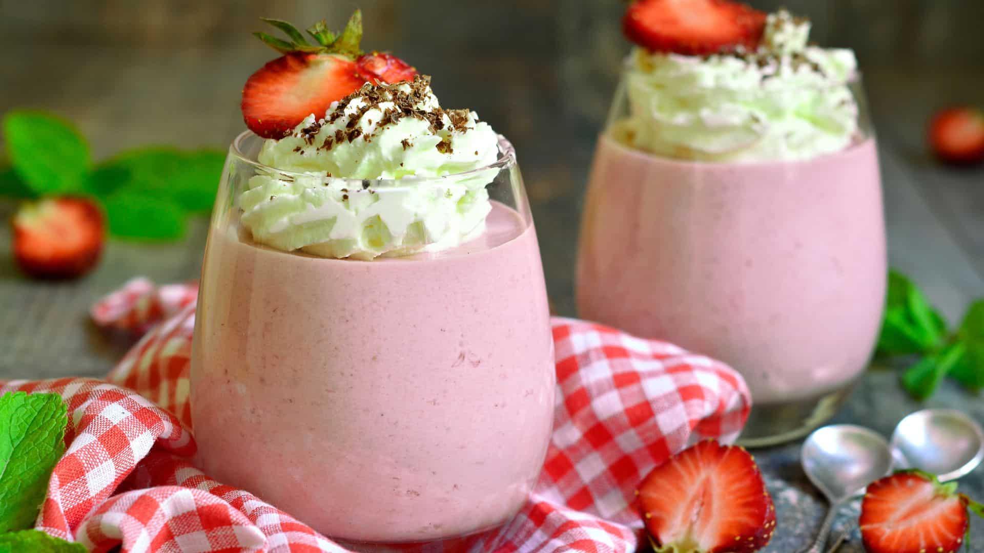 Como fazer mousse de morango