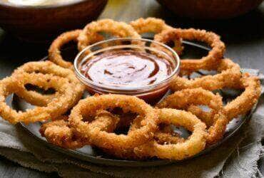 Como fazer onion rings