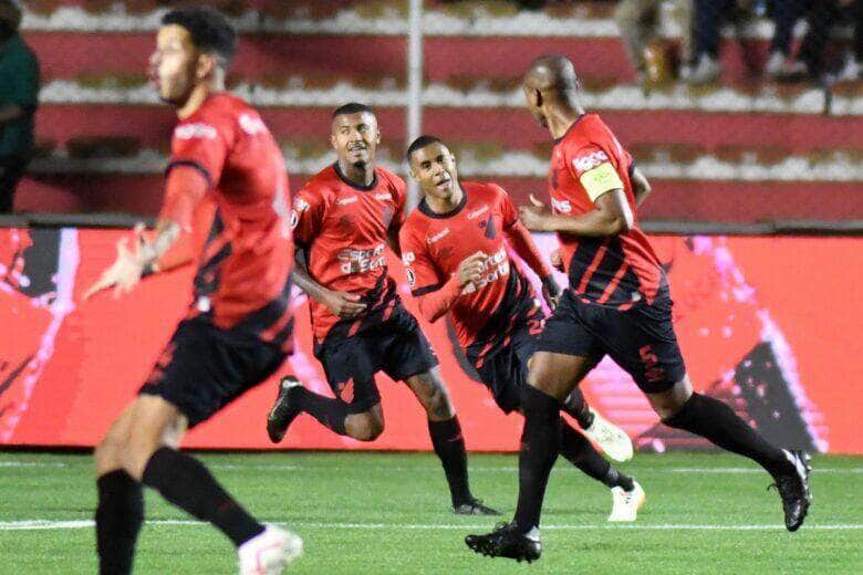 Athletico Paranaense x Bolivar; onde assistir ao vivo o jogo. Foto: Conmebol