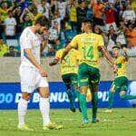 Cuiabá visita o Internacional em confronto direto neste sábado (29) pelo Brasileirão; confira onde assistir. Foto: AssCom Dourado