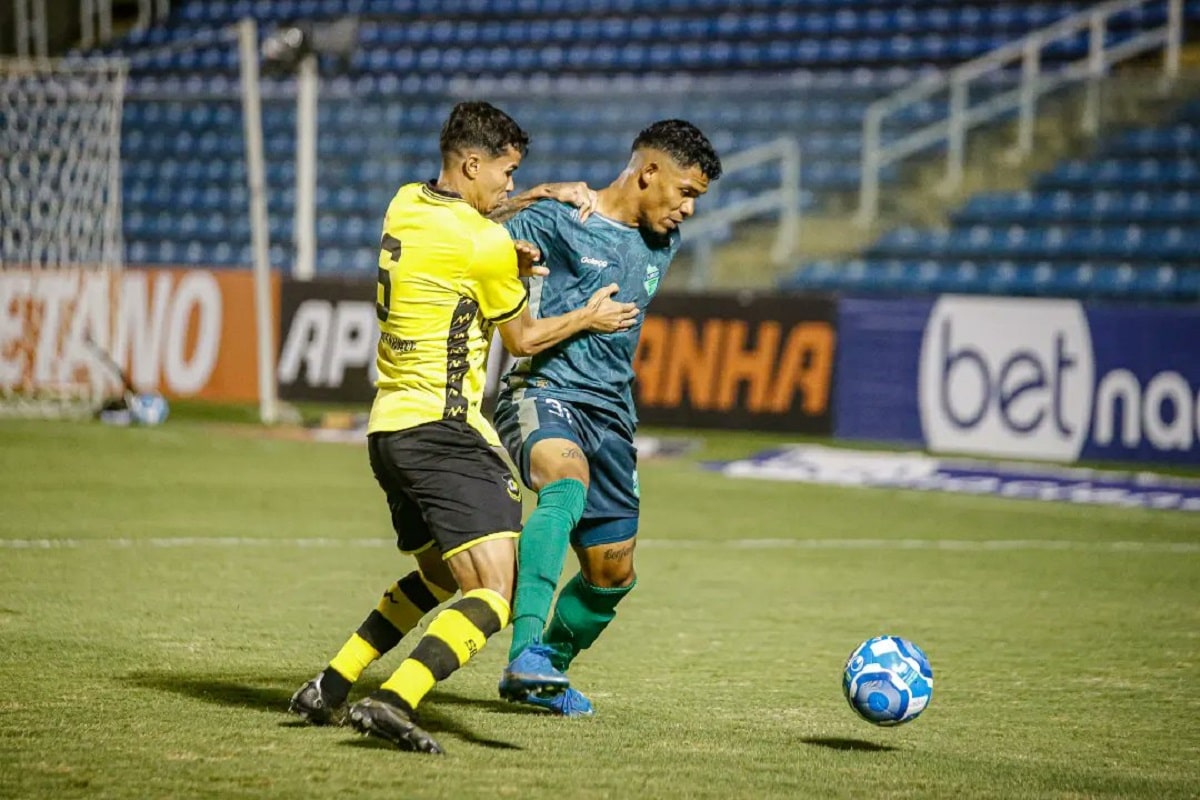 Brusque x São Bernardo; onde assistir ao vivo o jogo desta segunda-feira (31) pela Série C do Brasileiro. Foto: Ronaldo Oliveira / Floresta EC Brusque x São Bernardo; onde assistir ao vivo o jogo desta segunda-feira (31) pela Série C do Brasileiro. Foto: Ronaldo Oliveira / Floresta EC