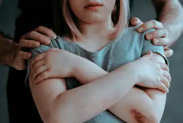 Criança de 5 anos é estuprada pelo próprio pai em Mato Grosso