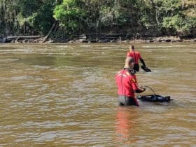Casal desaparece após barco afundar no Rio Arinos em Mato Grosso