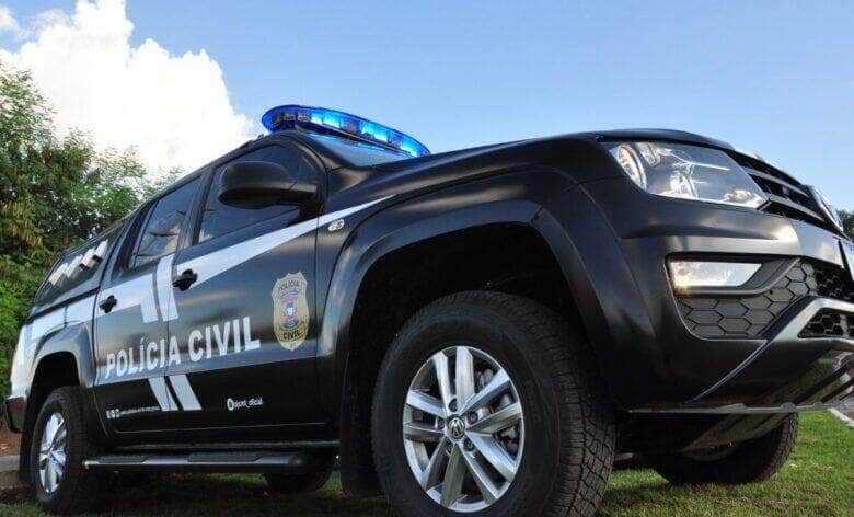 Homem tenta matar o próprio pai e depois procura a polícia para se entregar