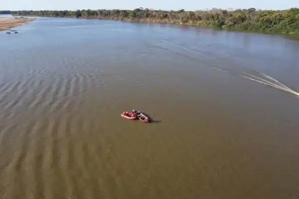 Corpo de bombeiro desaparecido é encontrado no Rio Araguaia