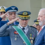 Lula faz trocas em cargos das Forcas Armadas e promove militares