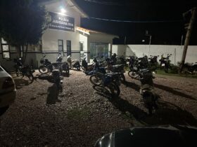 Policia apreende 34 veiculos com motoristas nao habilitados em cidade de Mato Grosso