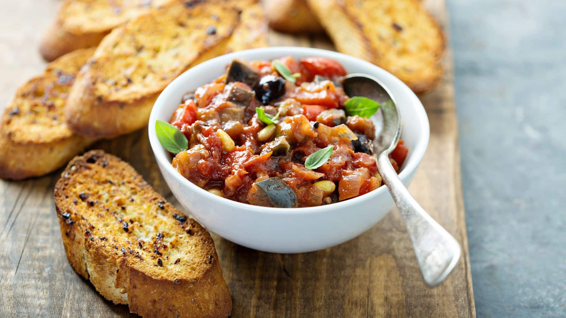 Receita de caponata de berinjela no forno