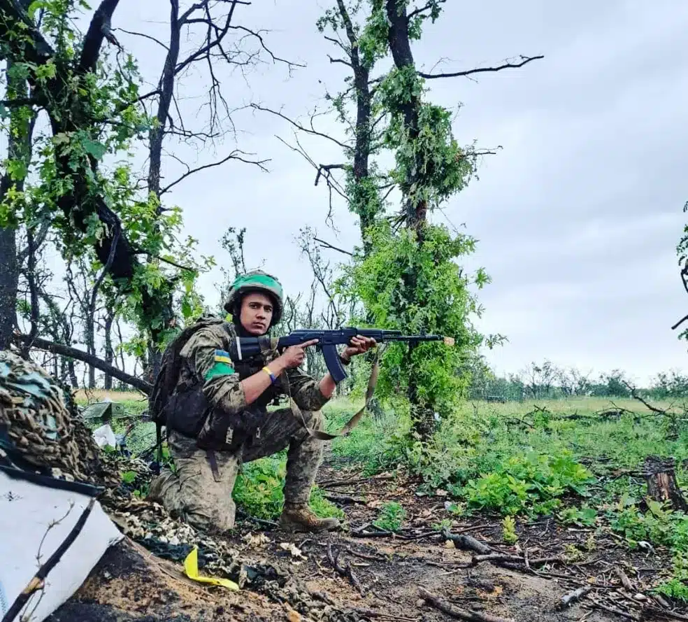 Soldado de Mato Grosso relata dias em campo de batalha em guerra na Ucrania