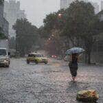 Temporal provoca alagamentos em Uberlandia no triangulo mineiro