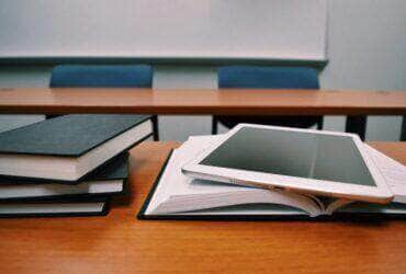 Utilizacao de videos em sala de aula como recurso de aprendizado Pexels.com Pixabay 768x512 1