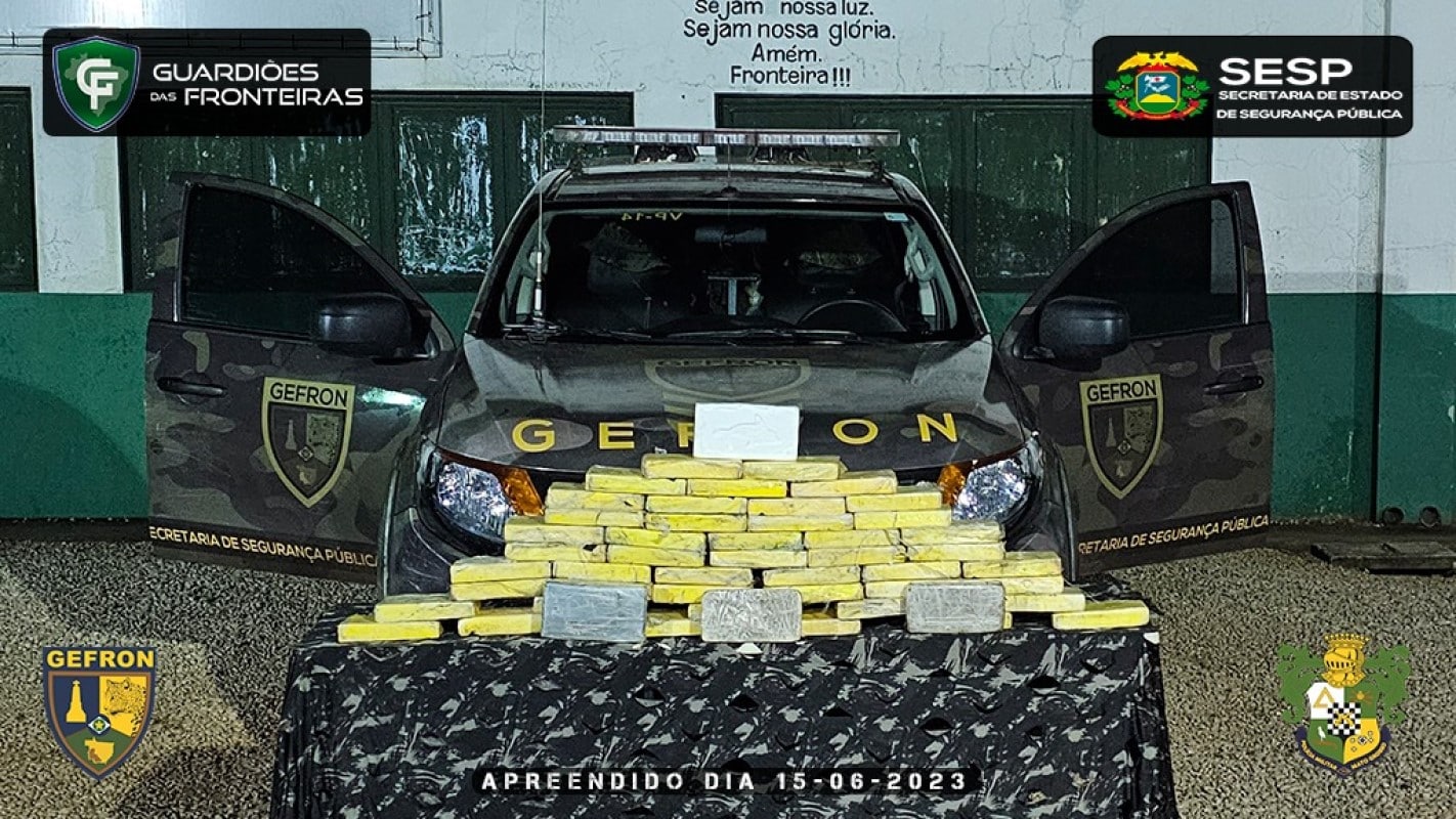 Policia apreende quase R$ 1,5 milhões em drogas; Ação policial em Porto Esperidião 2 Policia apreende quase R$ 1,5 milhões em drogas; Ação policial em Porto Esperidião