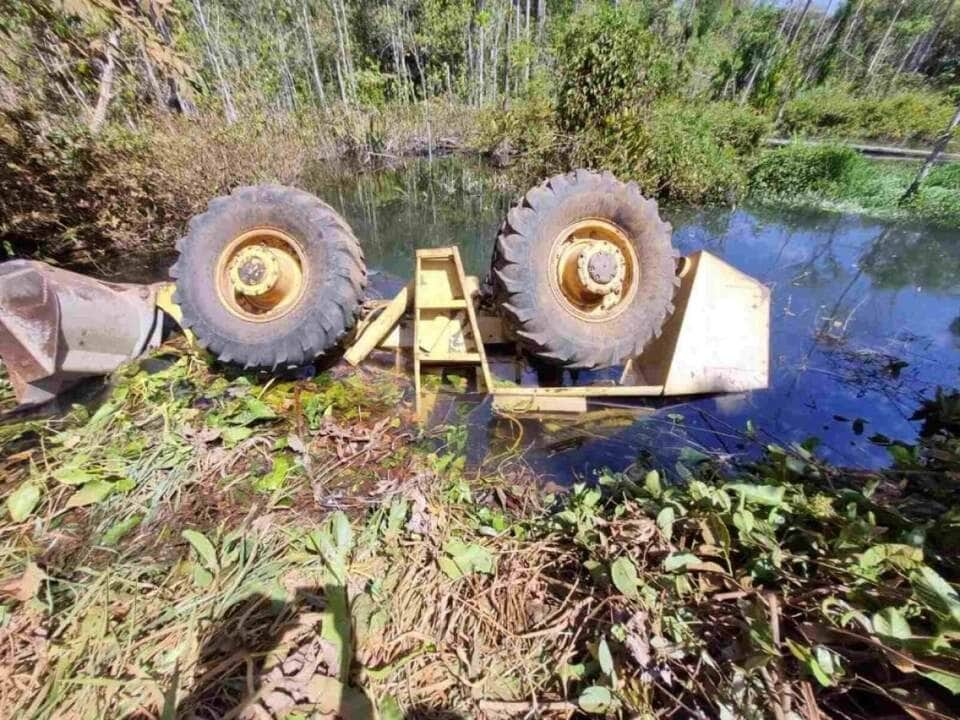 Operador morre após trator tombar no interior de Mato Grosso