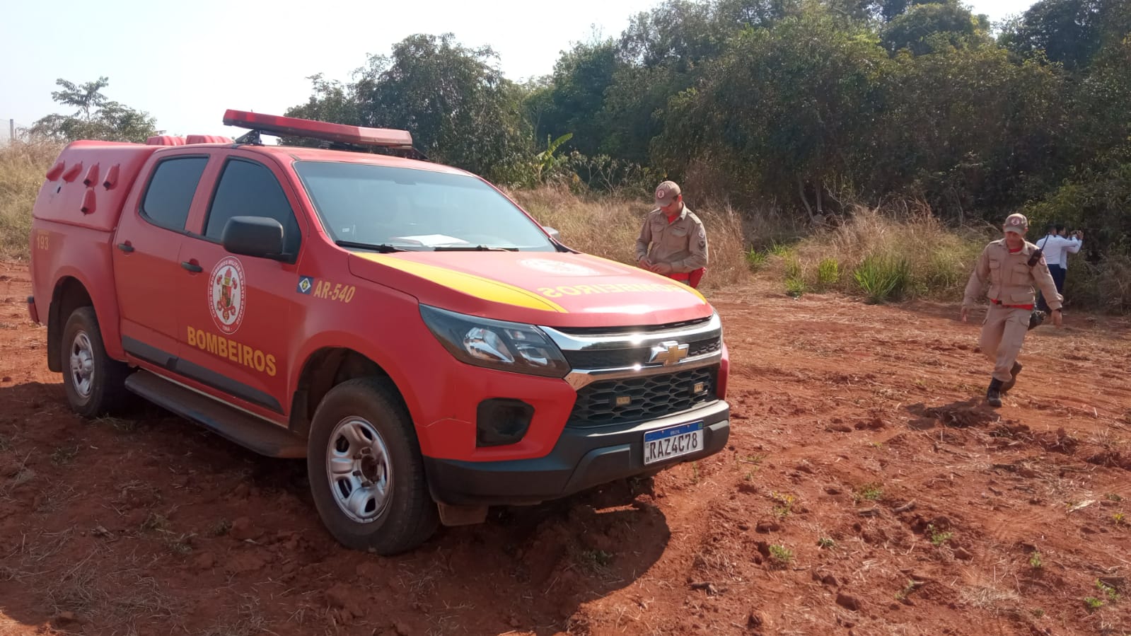 Bombeiros intensificam buscas ao jovem Patrick