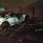 Motorista perde controle bate carro e fica preso às ferragens em Cuiabá