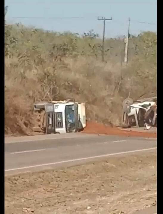 Acidente envolvendo três veículos de carga deixa um morto em Rondonópolis