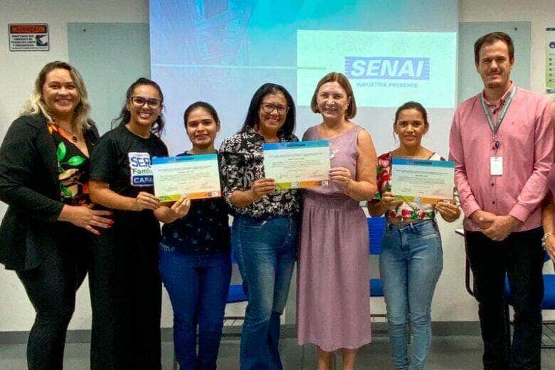 alunos concluem cursos do programa ser familia capacita em lucas do rio verde