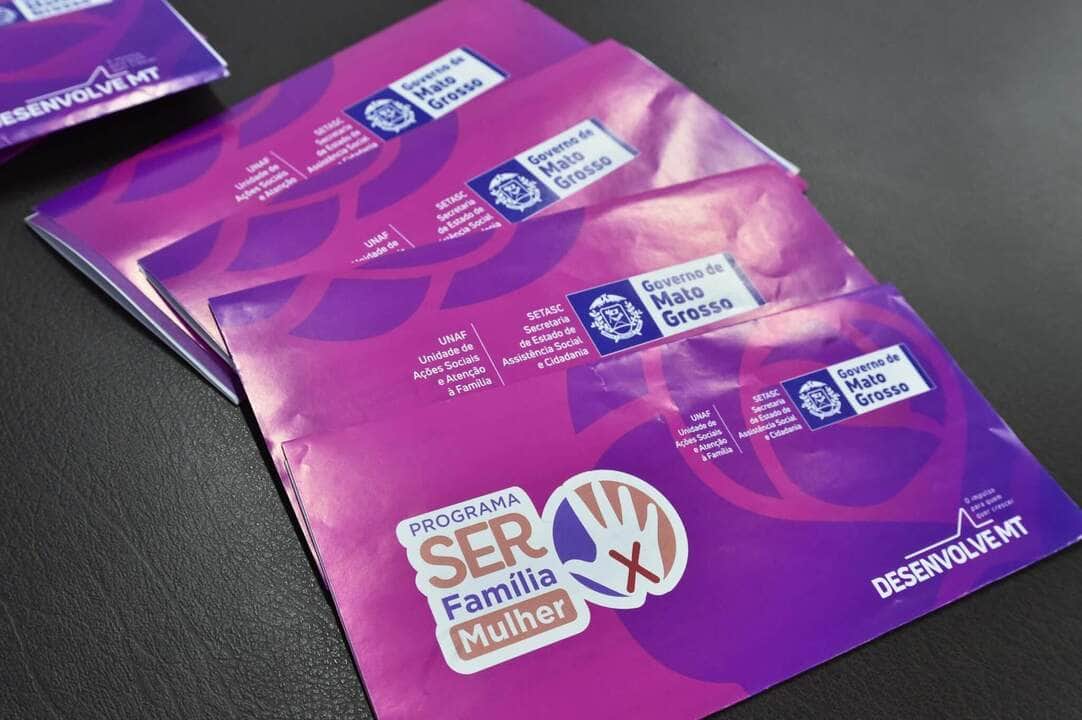 Josi Dias | Entrega do cartão SER Família Mulher