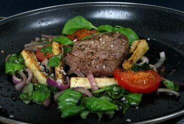 bife frito na frigideira