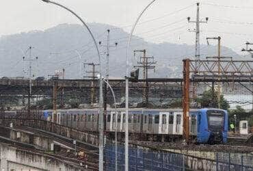 blecaute fecha 37 estacoes de trem no rio por cerca de um dia scaled 1