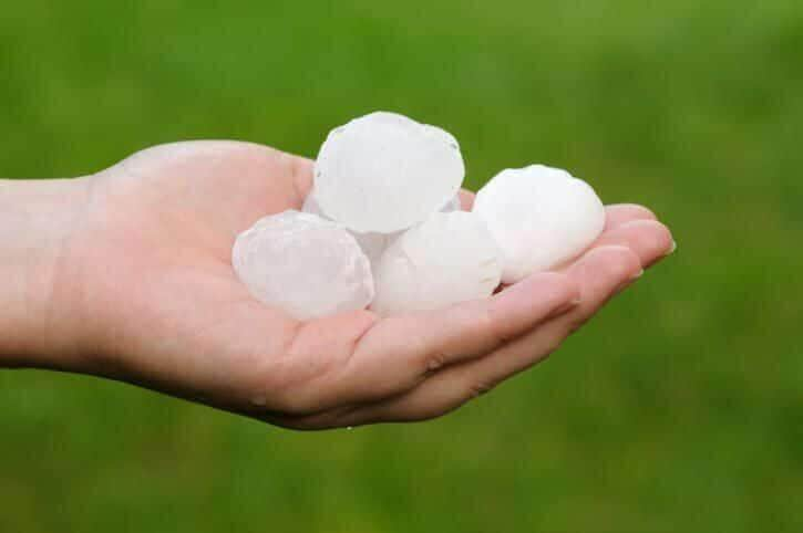 Temporal em Mato Grosso pode causar chuva de granizo em nove municípios