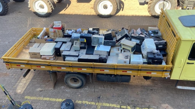 campanha de coleta de lixo eletronico arrecada mais de duas toneladas de material em lucas do rio verde