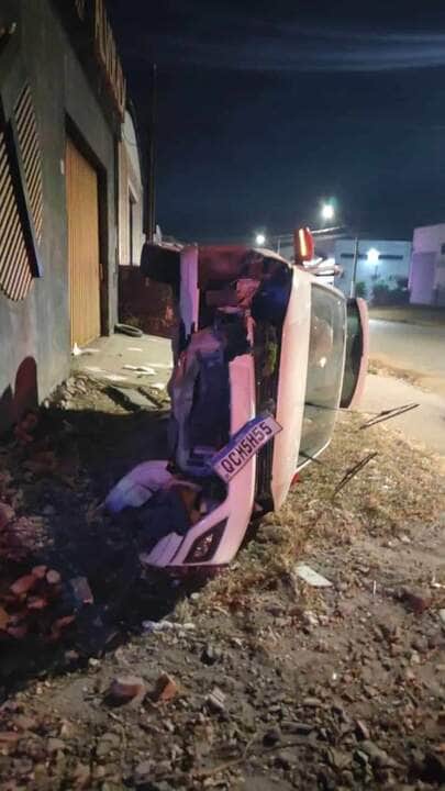 Duas crianças morrem após carro em que estavam ser atingido por suspeito em fuga 87 Crianças morrem atropeladas por suspeitos em fuga após furto de caminhonete