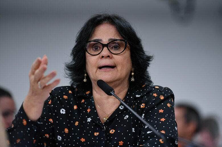 ce debate qualificacao da educacao basica nesta sexta
