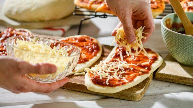 Como fazer massa de pizza