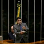 Brasília - Deputado Domingos Sávio (PSDB/MG) durante discussão do processo de impeachment de Dilma, no plenário da Câmara (Wilson Dias/Agência Brasil)