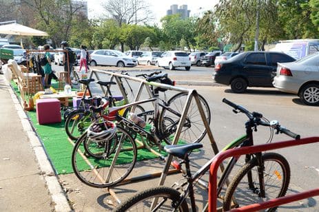 No Dia Mundial Sem Carro, o Movimento Nossa Brasília e a Rodas da Paz promovem vaga viva no Setor Comercial Sul. (Antonio Cruz/Agência Brasil) 