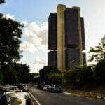 divergencias com banco central marcam 100 primeiros dias de governo scaled 1