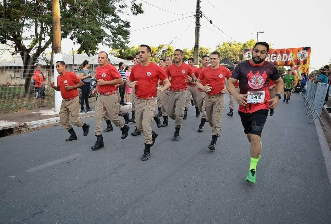 Michel Alvim - SECOM MT | Corpo de Bombeiros realiza 35° Corrida SESC Homens de Fogo