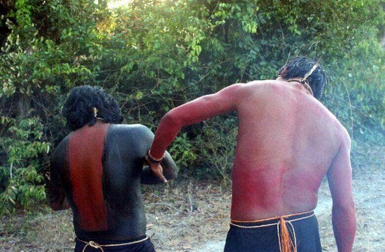 escavacoes arqueologicas revelam vala comum em terra indigena