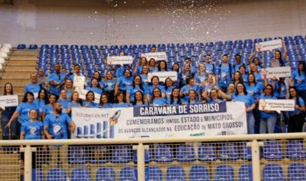 escolas sorrisense recebem premiacao do alfabetiza mt em cuiaba