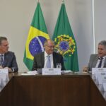 Fávaro participa da reunião com Alckmin para definir medidas de incentivo ao setor leiteiro