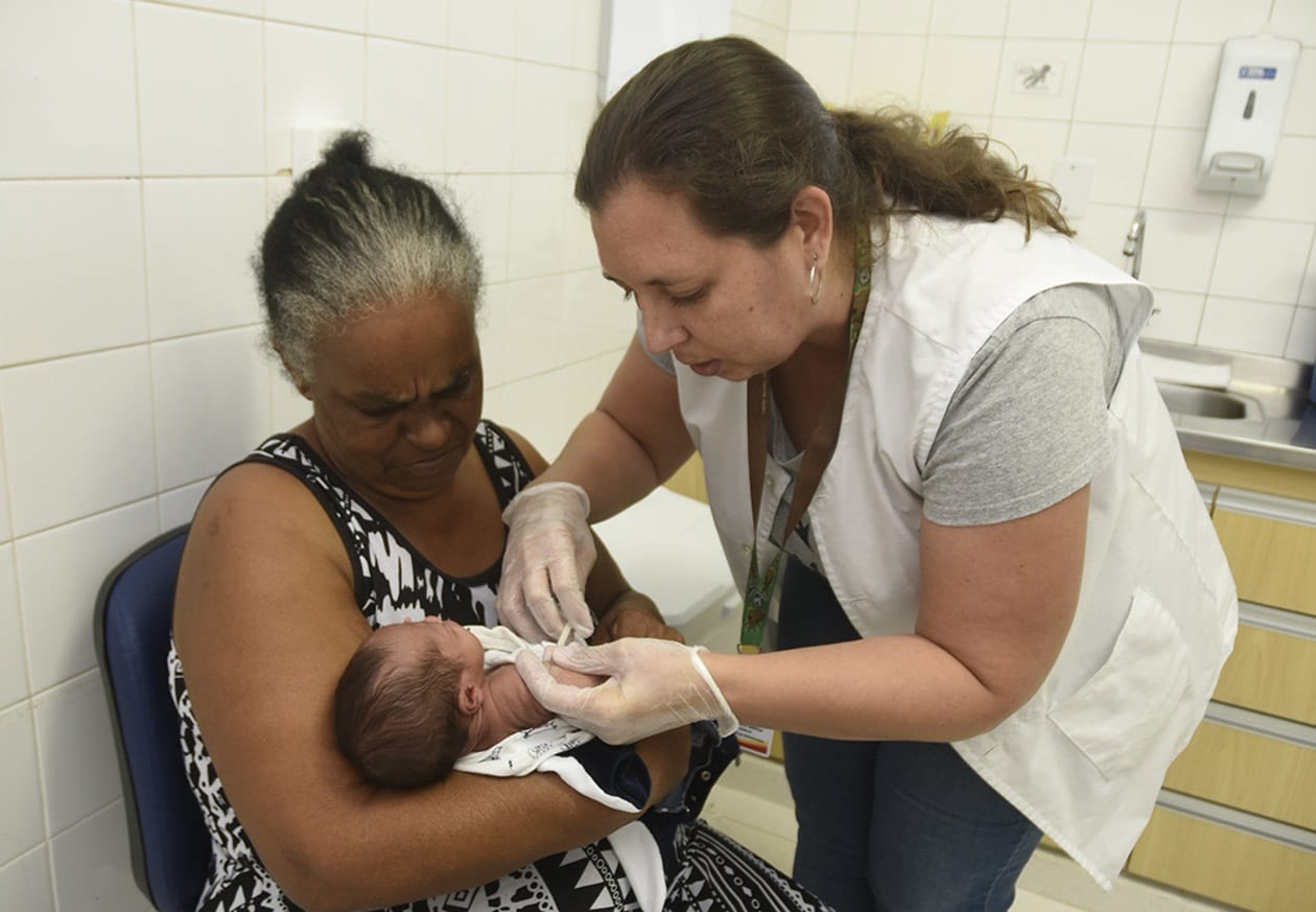 fiocruz assina acordo para retomar producao de vacina bcg no pais