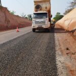Governo começa a asfaltar antiga BR-174 no noroeste do Estado  - Foto por: Fiscalização/Sinfra-MT