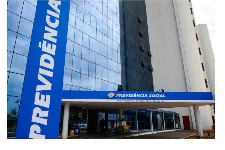 governo retoma bonus de produtividade para reduzir fila do inss scaled 1