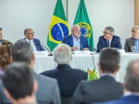 30. 10. 2023 - Presidente da República, Luiz Inácio Lula da Silva, durante Reunião com o Grupo de Trabalho de Crédito e Investimento do Conselho de Desenvolvimento Econômico Social Sustentável (CDESS) Brasília - DF. Foto: Ricardo Stuckert / PR