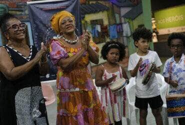 historias sobre clementina de jesus inspiram criancas na mangueira scaled 1