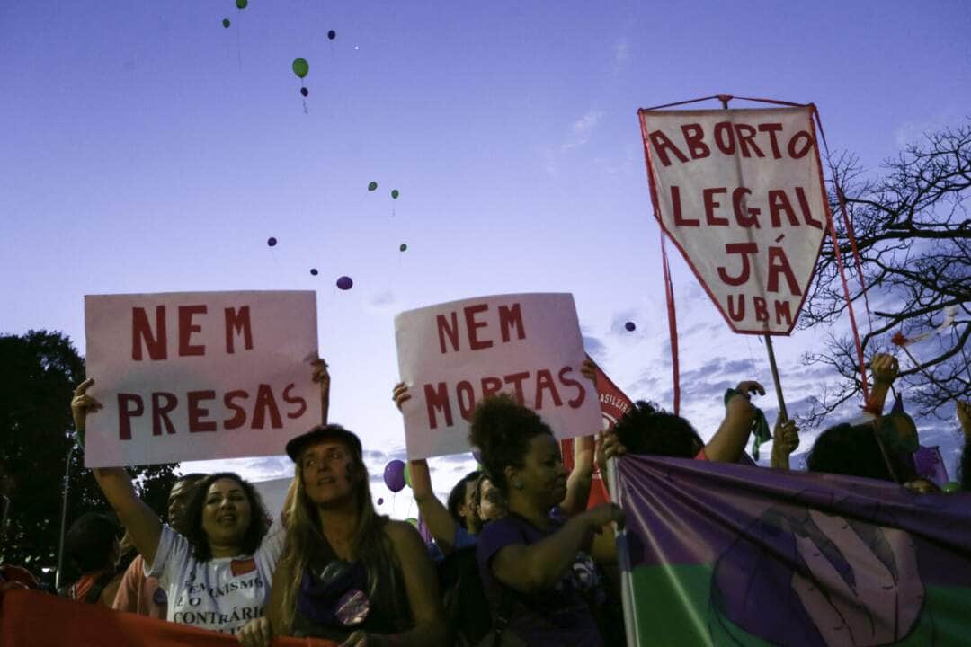 Legalização do aborto