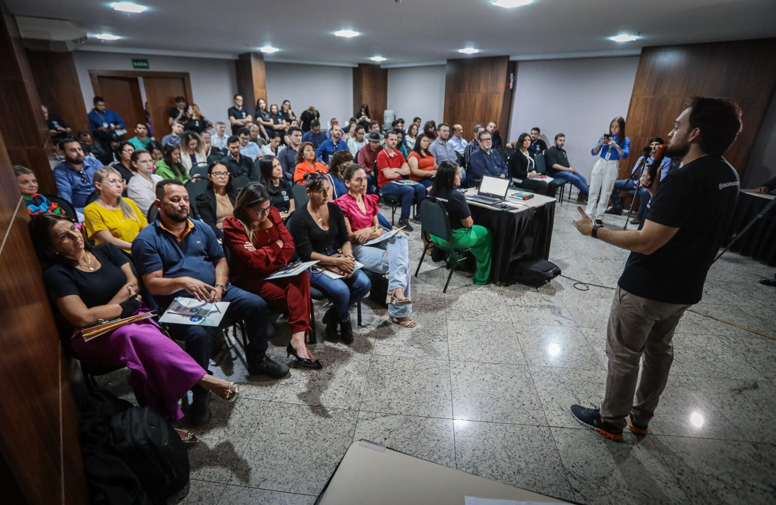 O encontro aconteceu no auditório do hotel Paiaguás, em Cuiabá - Foto por: Michel Alvim/Secom-MT