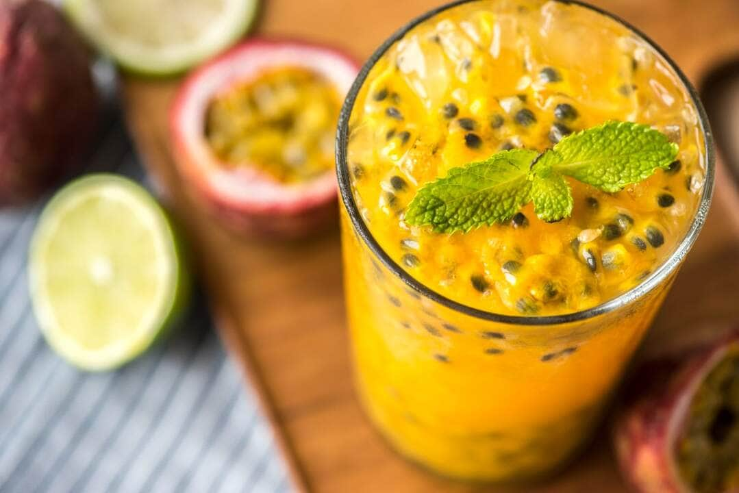 Como fazer suco de maracujá