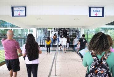 Participantes do Exame Nacional do Ensino Médio (Enem) 2021 fazem, neste domingo (28), segundo dia de avaliação, provas de matemática e de ciência da natureza. Por: Valter Campanato/Agência Brasil