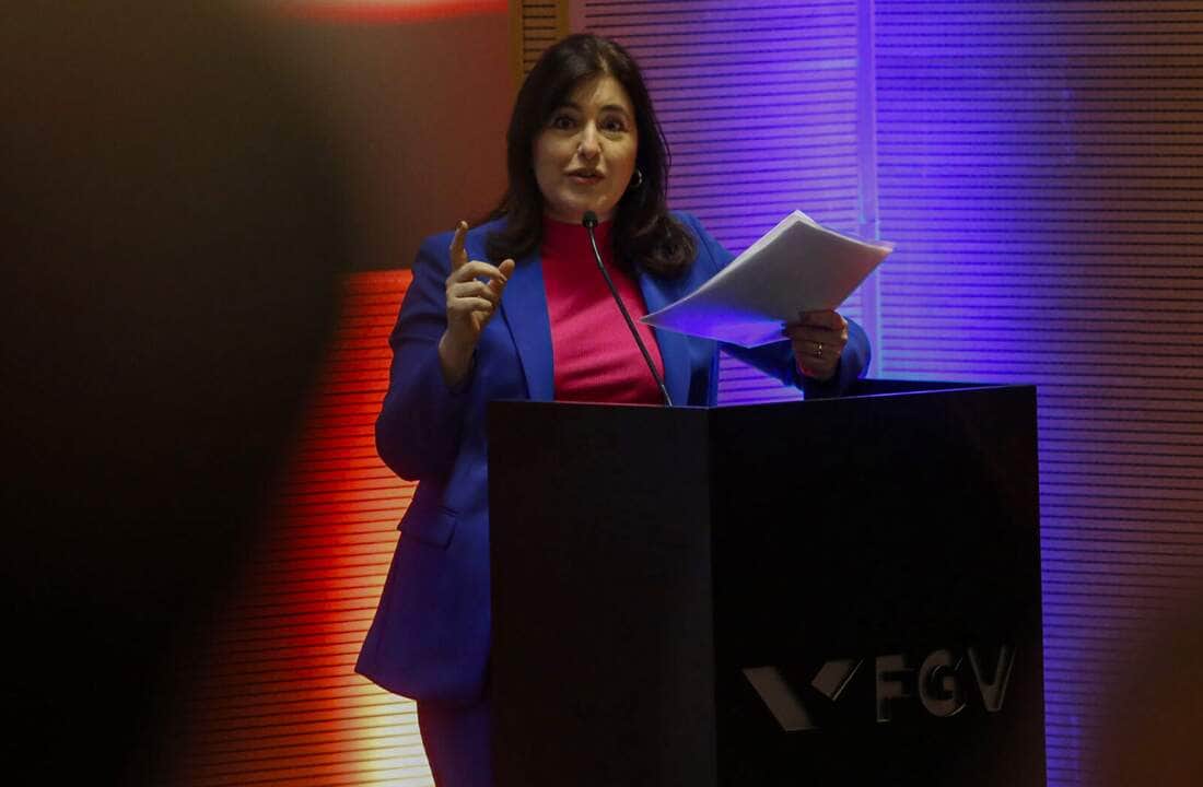 São Paulo (SP) 25/09/2023 - Ministra do Planejamento e Orçamento, Simone Tebet participa do Fórum de Economia da Fundação Getúlio Vargas (FGV), na sede da FGV, na capital paulista. Foto: Paulo Pinto/Agência Brasil Por: Paulo Pinto/Agência Brasil